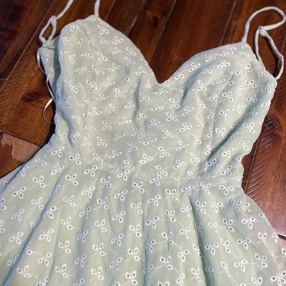 Windsor Sage Green Eyelet Midi Dress Small Cottagecore Summer - Picture 4 of 9